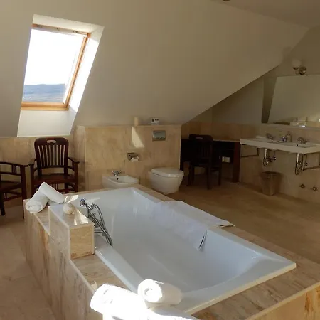 Liszkay Borkuria Penzion Monoszlo