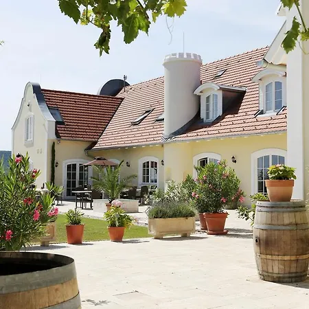 Liszkay Borkuria Pensionat Monoszlo