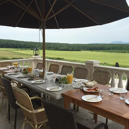 Liszkay Borkuria Pensionat 4*